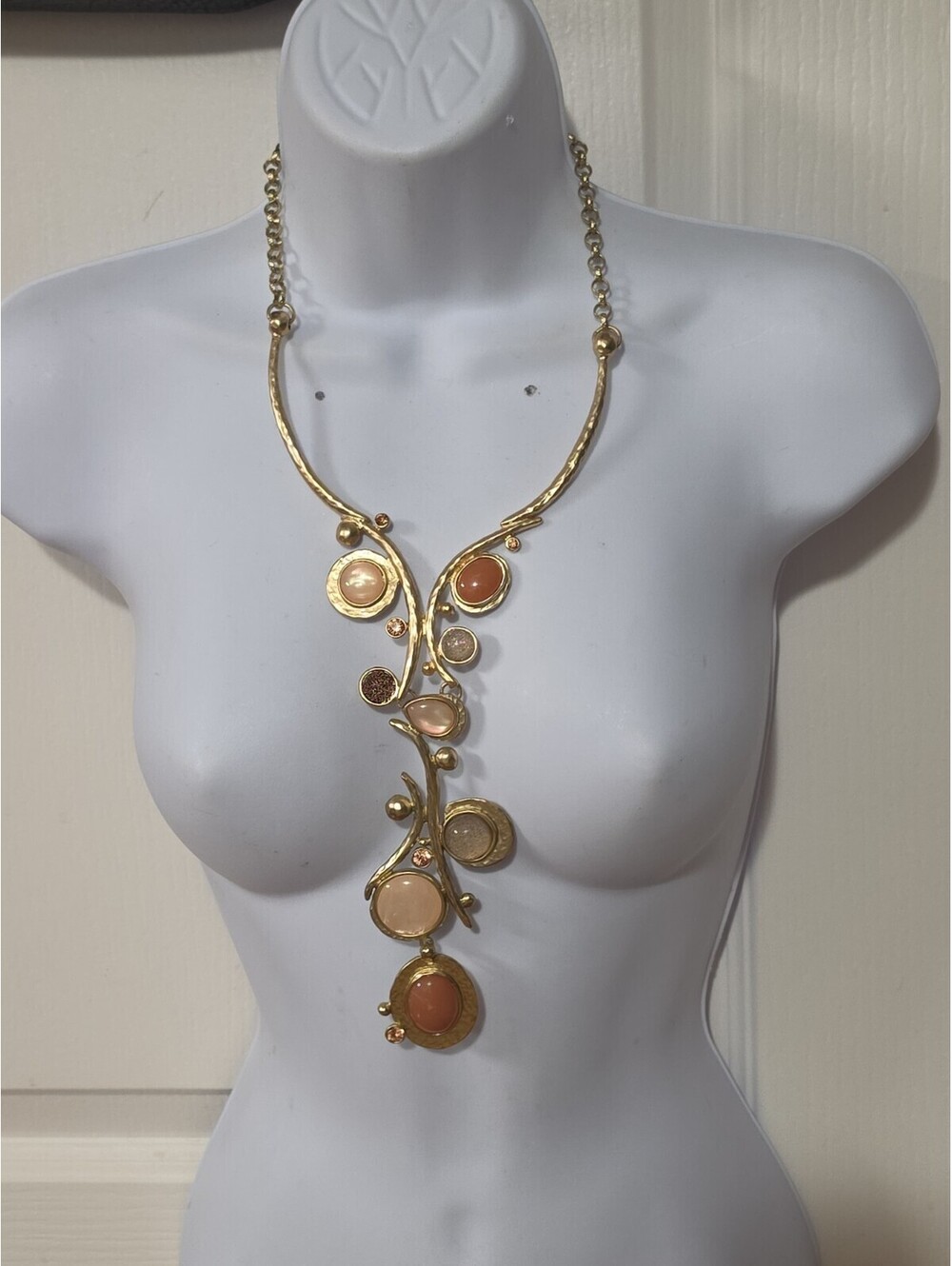 Rare Chico's Neutral Linear Swirl Necklace